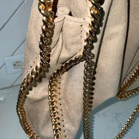 Stella McCartney Falabella Cream Shoulder Bag with Gold Chain - Picture 6 of 16